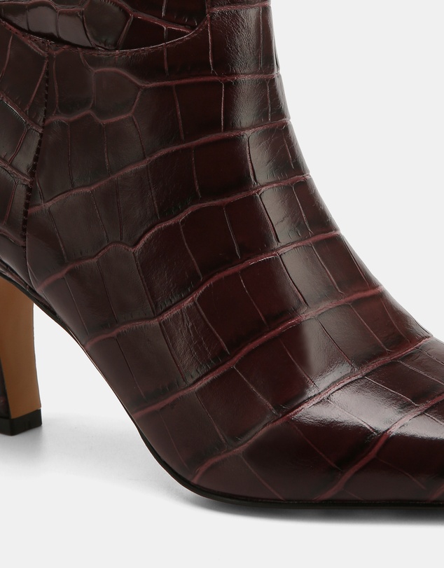 Wittner - Louella Croc Embossed Leather Knee High Boots