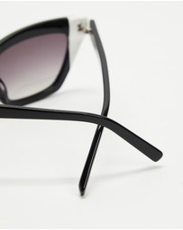 DKNY - DK547S