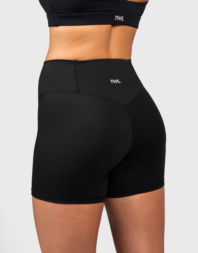TWL - Refine Pocketless Shorts 4.5