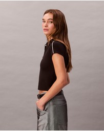 Calvin Klein Jeans - Tech Knit Cropped Polo Shirt