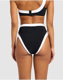 JETS - High Waist High Leg Pants