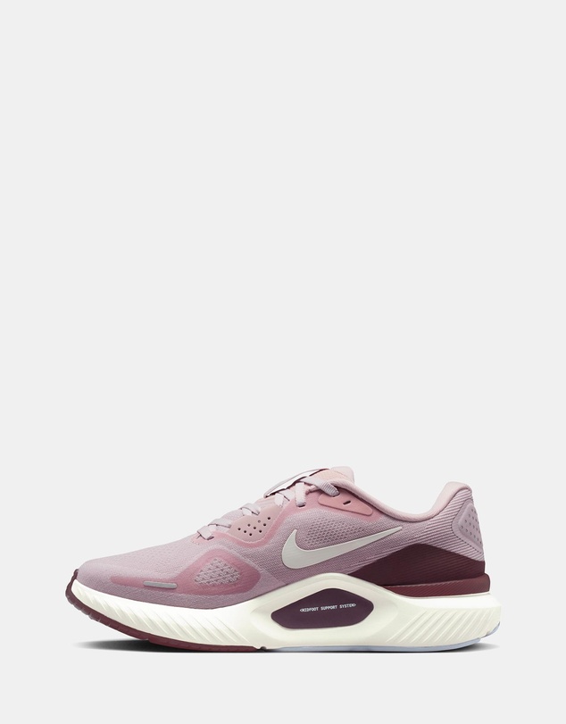 Nike - Structure 26 - Women's