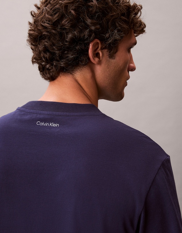 Calvin Klein Jeans - Script Logo Graphic Classic T-Shirt