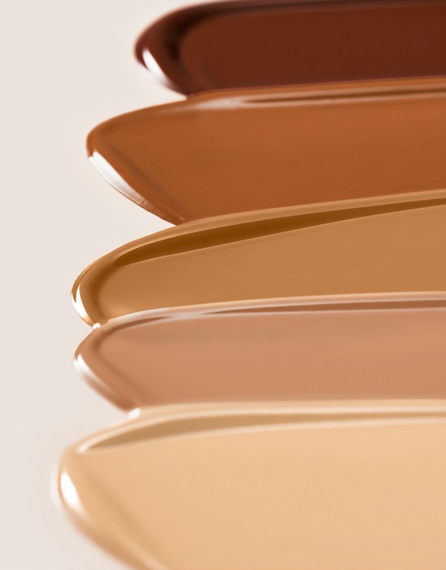 Giorgio Armani - Luminous Silk Foundation 8.1