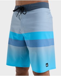 Quiksilver - Mens Surfsilk Straight 18