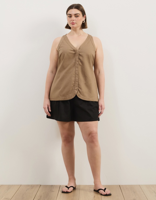 Atmos&Here Curvy - Maura V-Neck Longline Linen Blend Vest