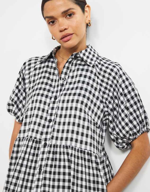 Atmos&Here - Emberly Collared Midi Dress