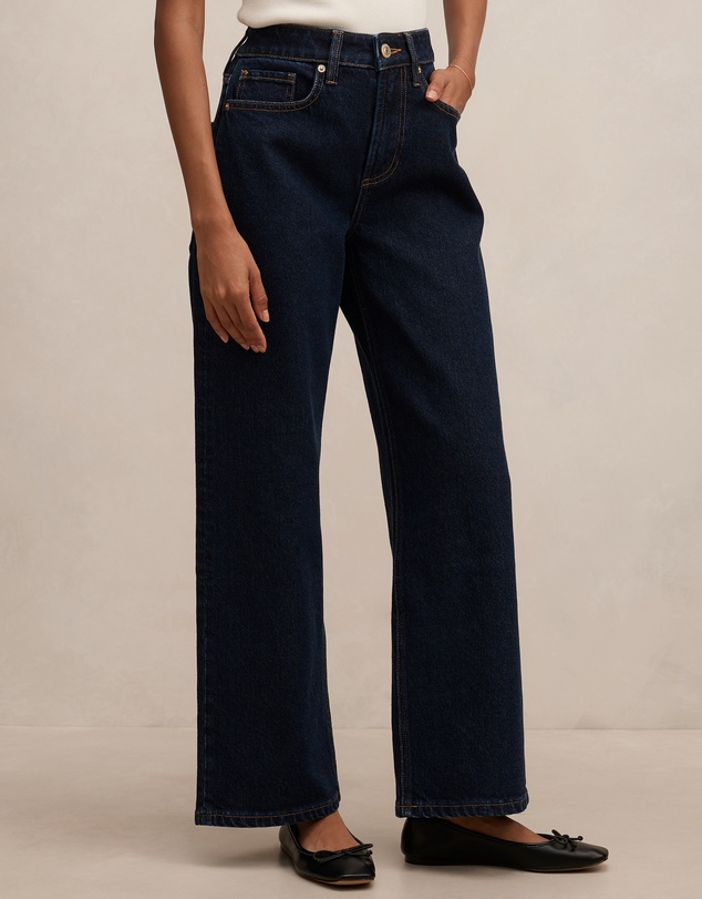 Forever New Petite - Nicki Petite Mid Rise Straight Leg Jeans