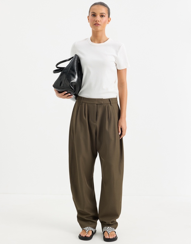 Calli - Remi Tailored Barrel Leg Pants