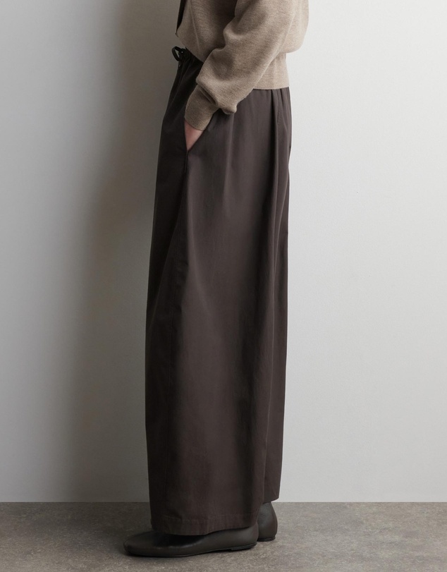 COS - Elasticated Barrel-Leg Trousers