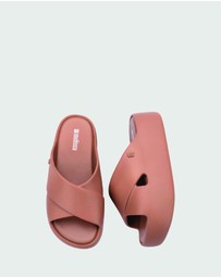 Melissa - Melissa Free Cross