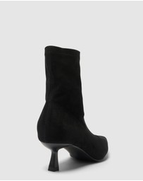 SPURR - Hallie - ONLINE EXCLUSIVE