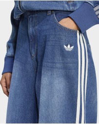adidas Originals - VINTAGE WIDE LEG JEANS WITH CHECKED SEAM Womens