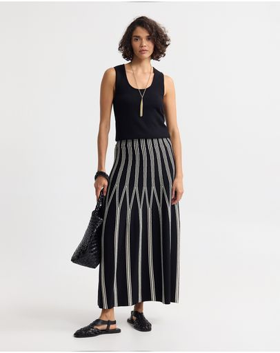 Black/Cream