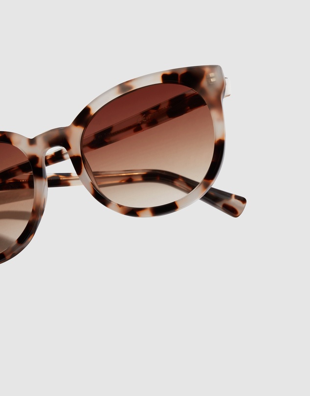 Hawkers Co - Hawkers - Leo Brown RESORT Sunglasses for Men and Women UV400
