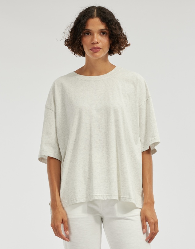 Amelius - Leah Boyfriend Tee