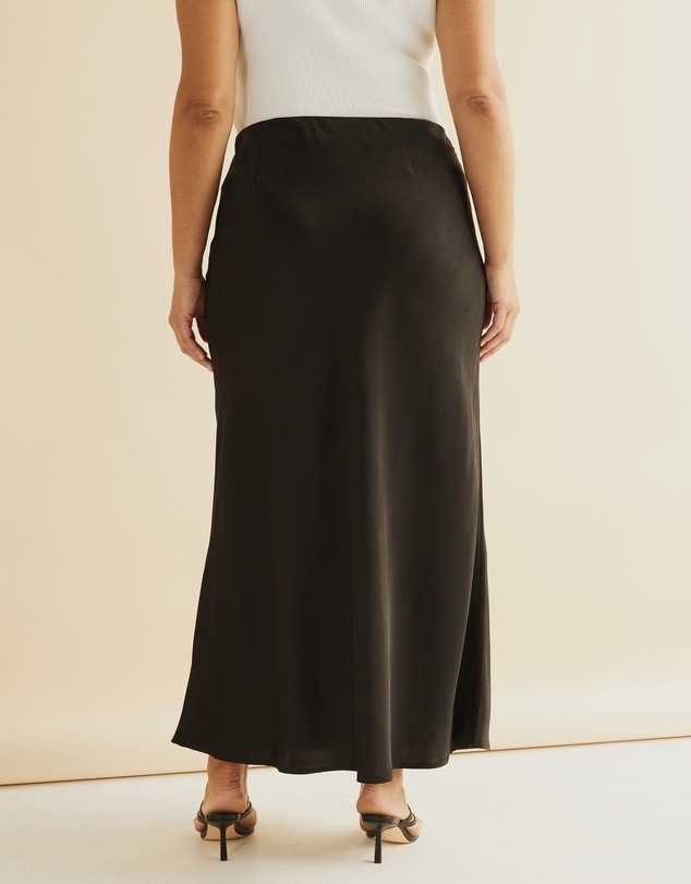 Atmos&Here Curvy - Nya Slip Maxi Skirt