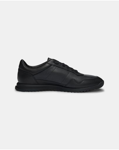 005 Black