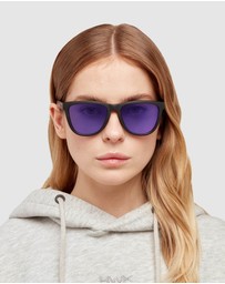 Hawkers Co - Polarized Black Purple One Raw Sunglasses for Men and Women UV400