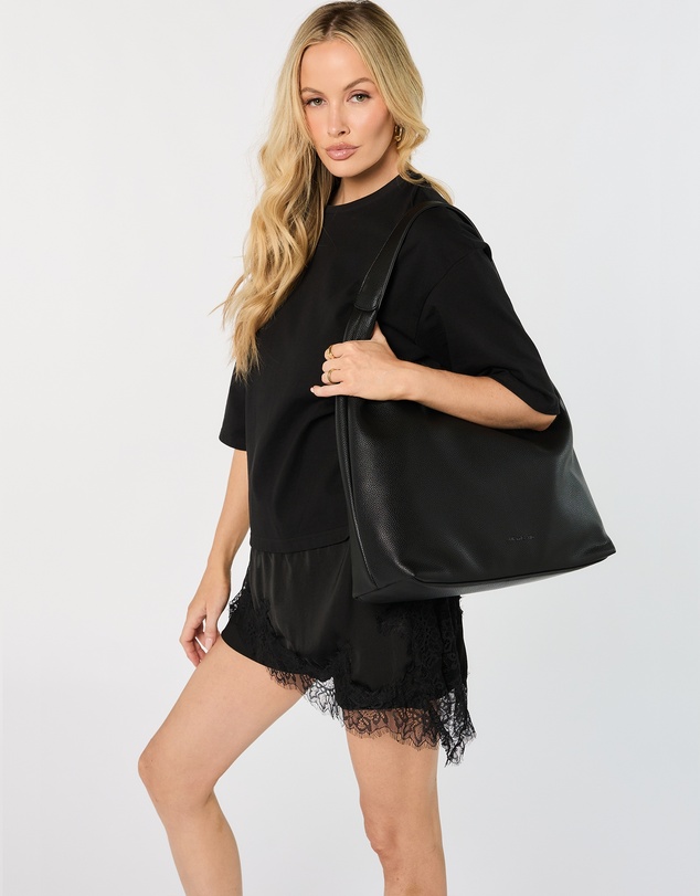 AMP AND SAND - Fugitive Zip Slouch Bag