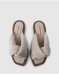 Belle & Bloom - Oblivion Slides
