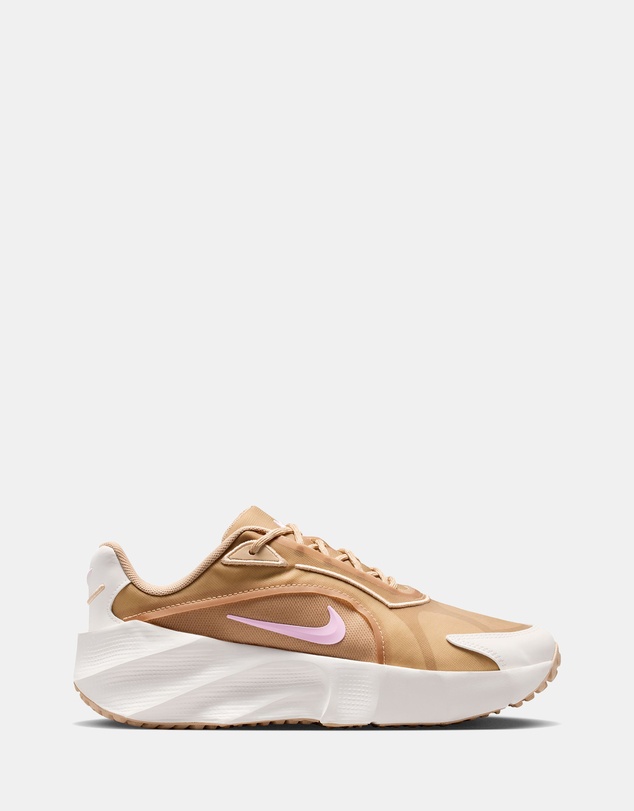 Nike - Aura Edge - Women's