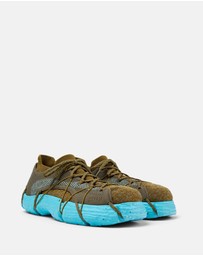 Camper - Trainers Roku
