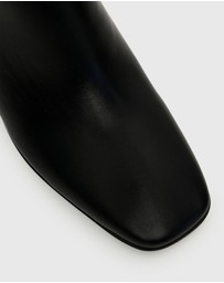 Betts - Ludo Block Heel Ankle Boots