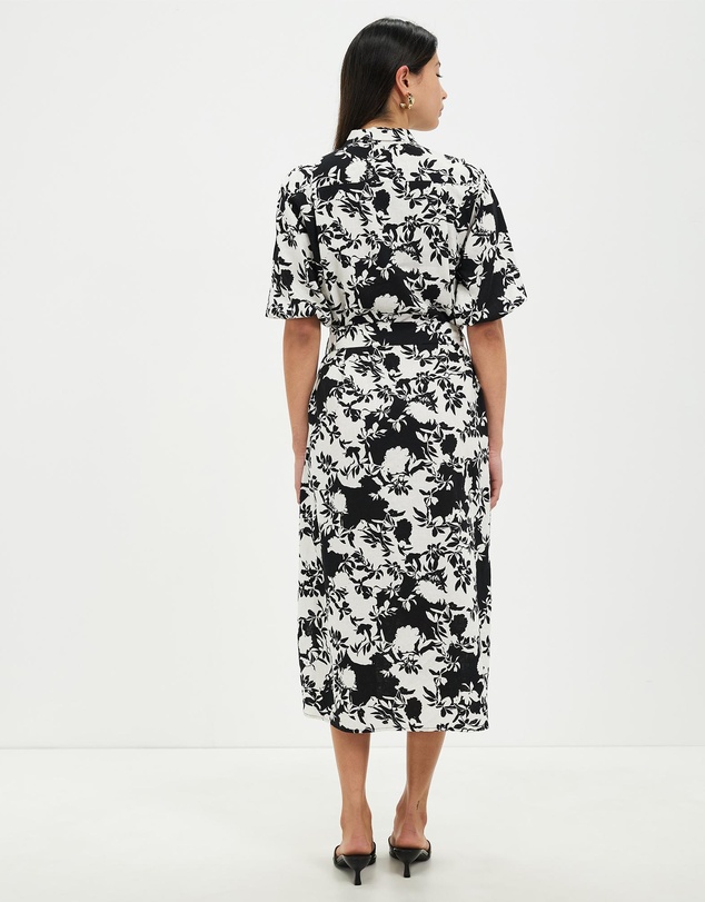 Grace Willow - Aria Linen Dress