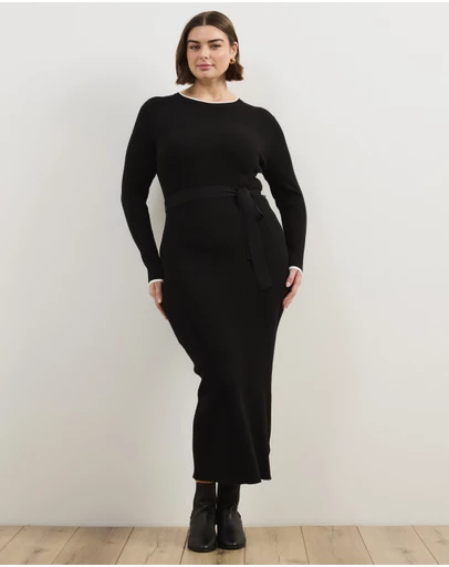 Atmos&Here Curvy - Maci Fitted Midi Knit Dress
