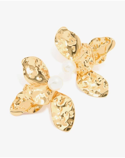 Lovisa - Waterproof Gold Plated Stainless Steel Large Flower Pearl Stud Earrings