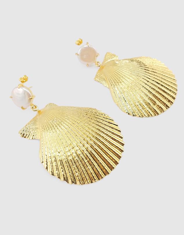 Miz Casa and Co - Asterelle Shell Earrings