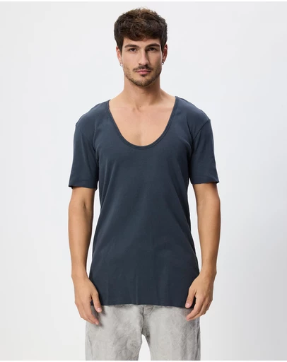 Surrounded By Ghosts - Grossite Slim Low Neck Rib Knit T-Shirt