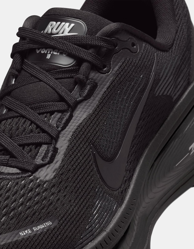 Nike - Vomero 18 - Women's