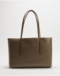 Calvin Klein - Emblem Aop Tote W/ Pouch