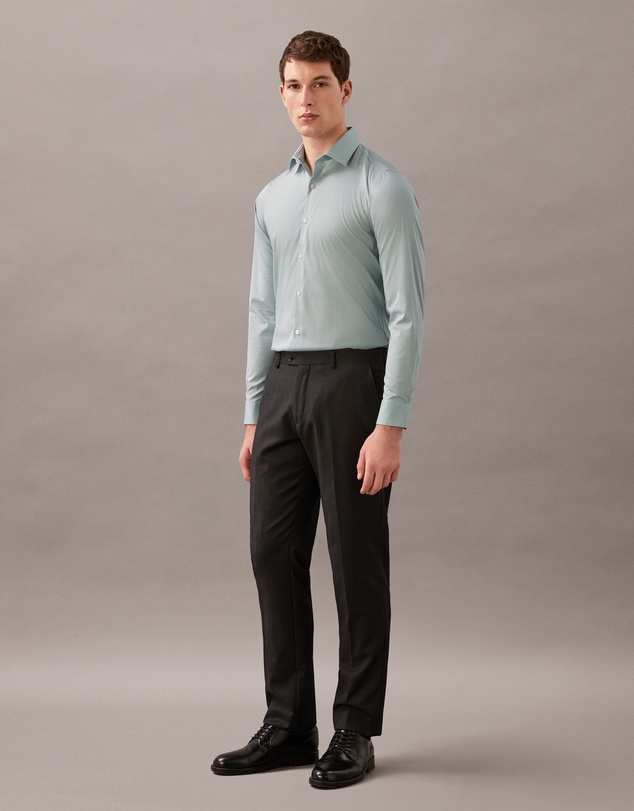 Calvin Klein - Stretch Collar Dress Shirt