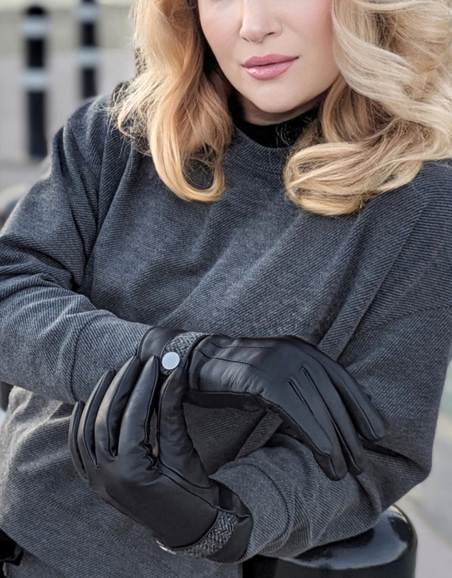 DENTS - Leather Gloves with Herringbone Strap, Stud and 3-Point Stitch Detail