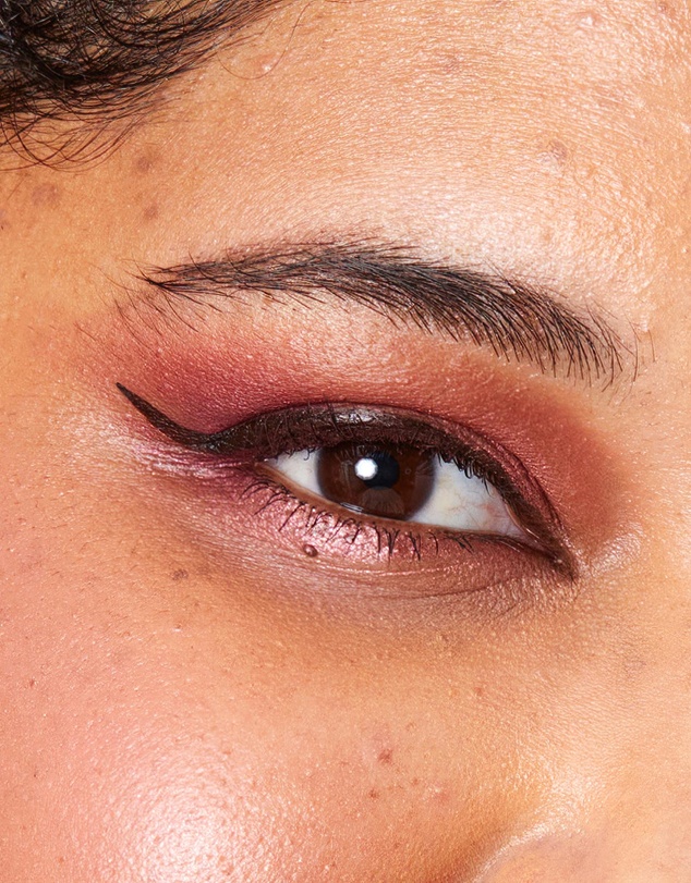 The Quick Flick - Winged To The Point Eyeliner Stamp
