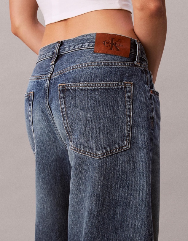 Calvin Klein Jeans - Low Rise Baggy Jeans