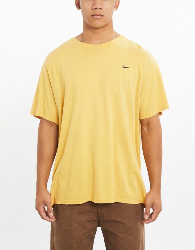 Vintage by The Real Deal - Pre Loved - Vintage Nike Tee