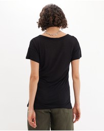 Amelius - Francine Thin Tee