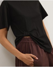 Atmos&Here - Lorrie Twist Waist T-Shirt