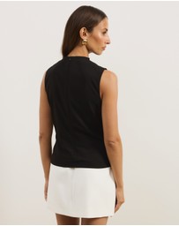Atmos&Here - Veya Sleeveless Draped Top