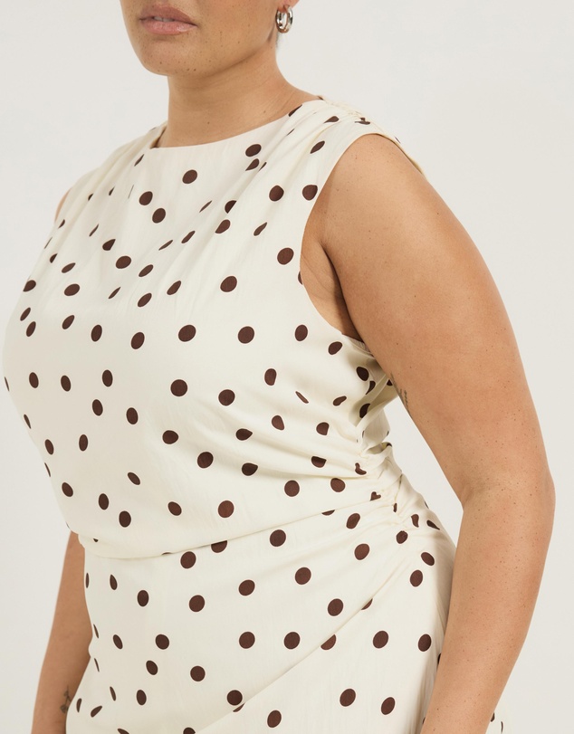 Atmos&Here Curvy - Polka Dot Midi Dress With Lace Trim