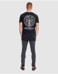 DVNT - Radio Revolt Tee