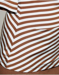 Dazie - Hazel Ruched Jersey Short Sleeve Top