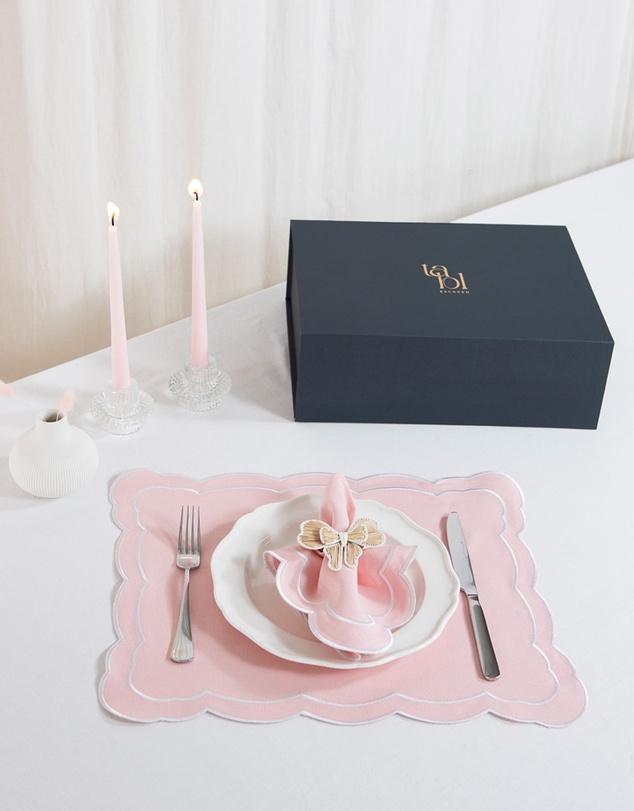 Tablescaped - Pretty In Pink - Set of 4 Bow Napkin Rings