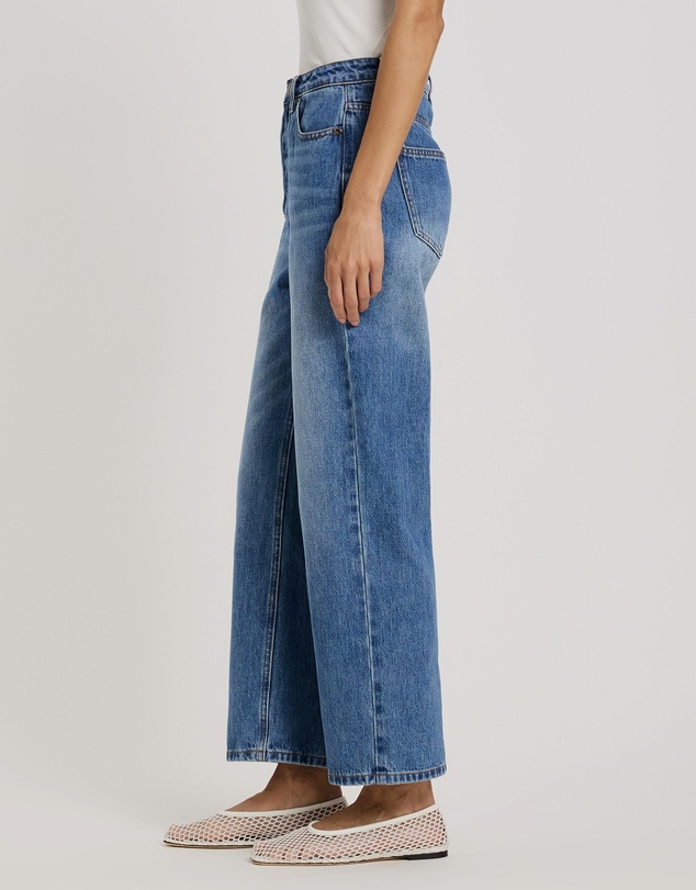 Atmos&Here - Milla Straight Leg Jeans