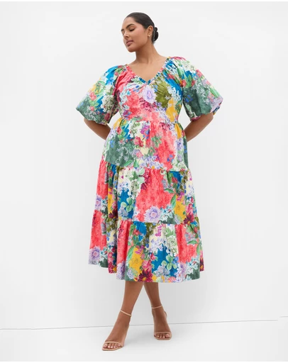 City Chic - Fantasy Berry Floral Print V Neck Dress