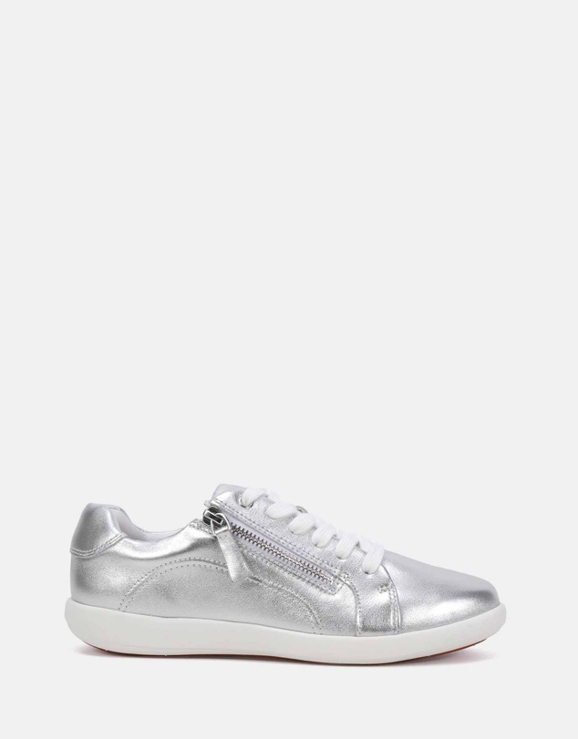 Clarks - Burrow Silver-White Sole